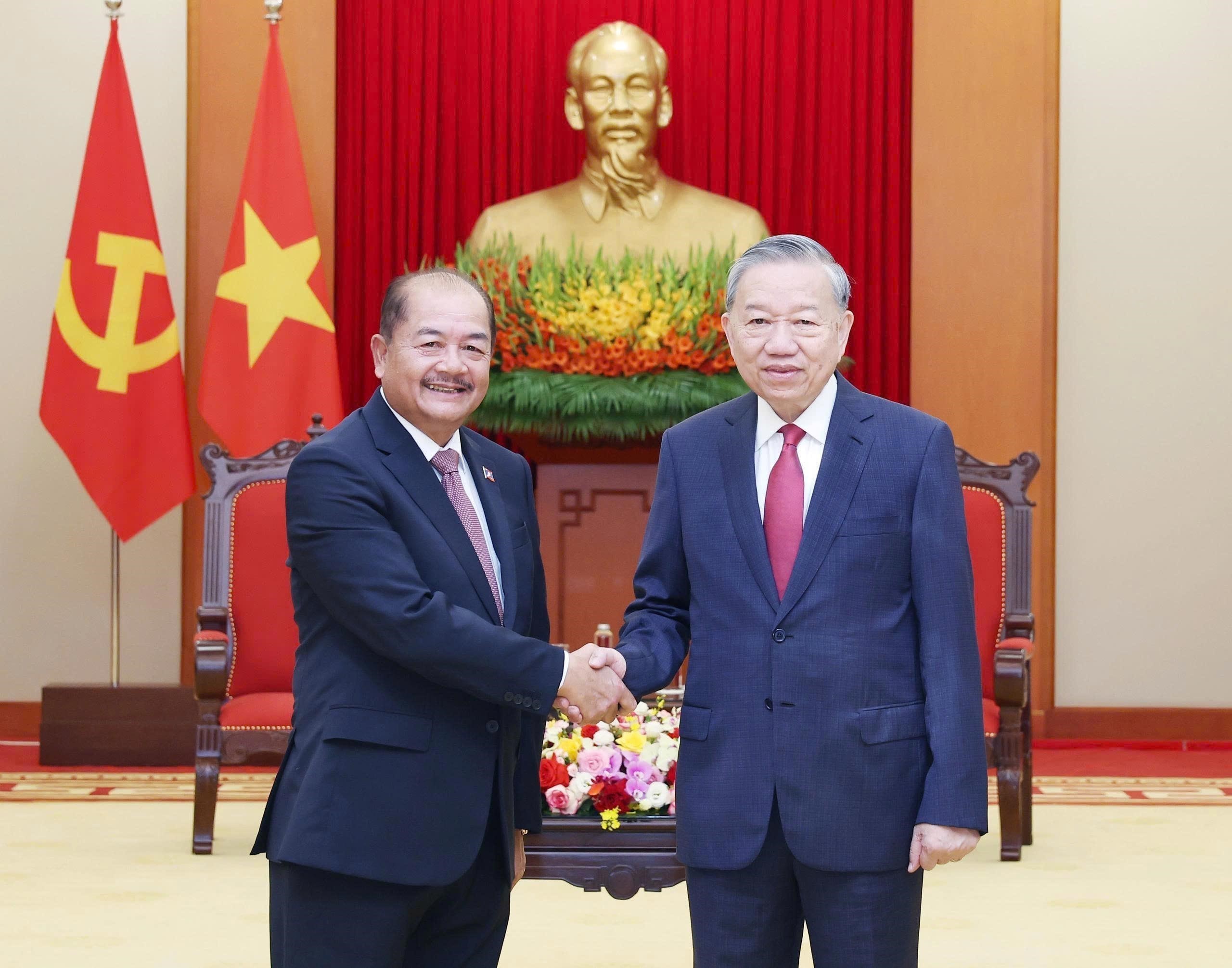 Việt Nam - Lào chia sẻ kinh nghiệm về công tác xây dựng Đảng - Ảnh 1.