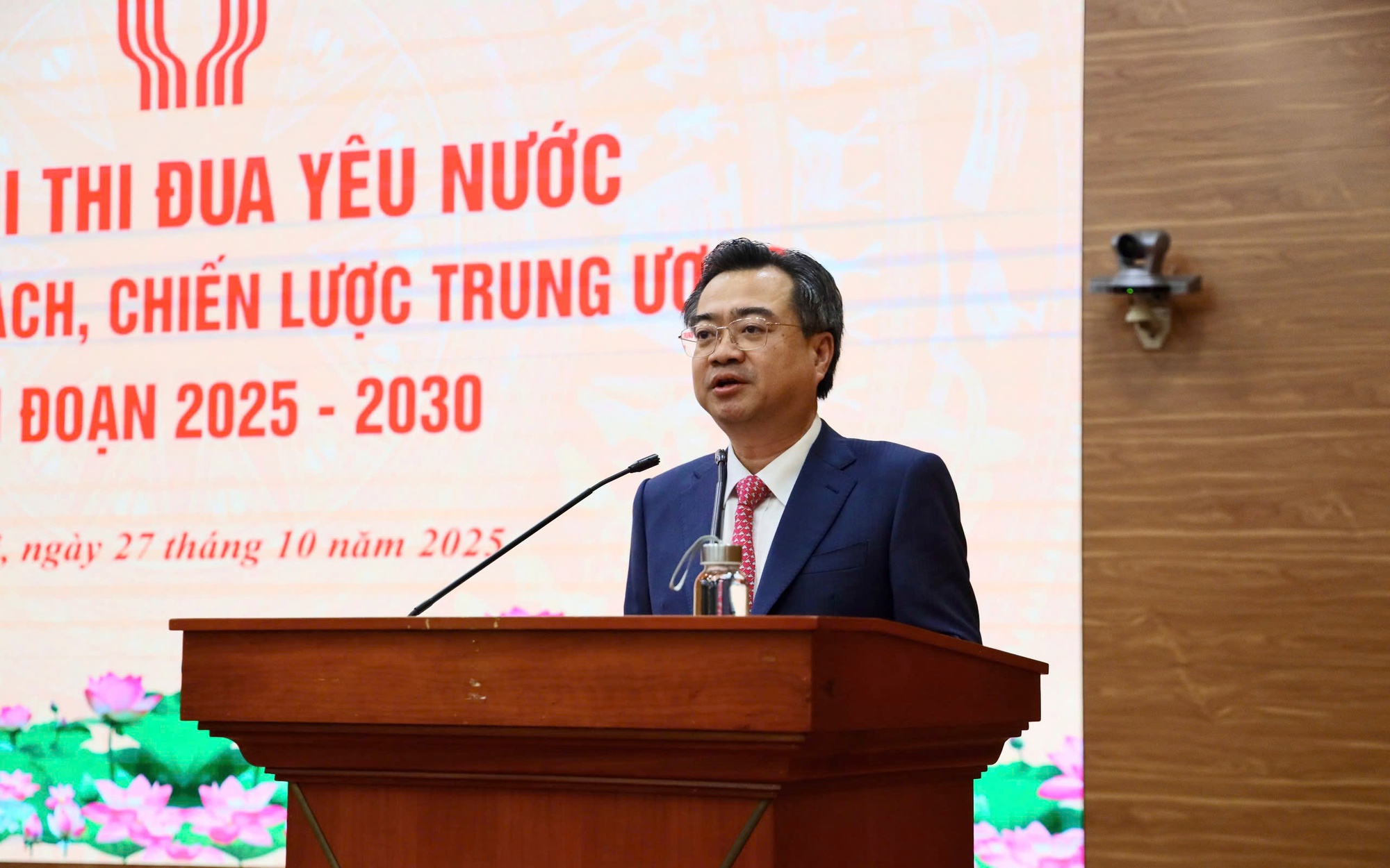 Ông Nguyễn Thanh Nghị: Công tác thi đua phải bám sát chức năng, nhiệm vụ