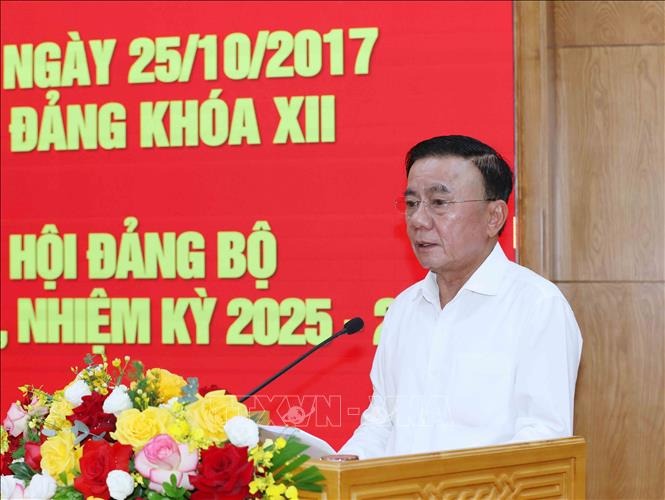 Khẩn trương ho&agrave;n thiện đề &aacute;n vị tr&iacute; việc l&agrave;m, tiếp tục kiện to&agrave;n đội ngũ c&aacute;n bộ - Ảnh 2.