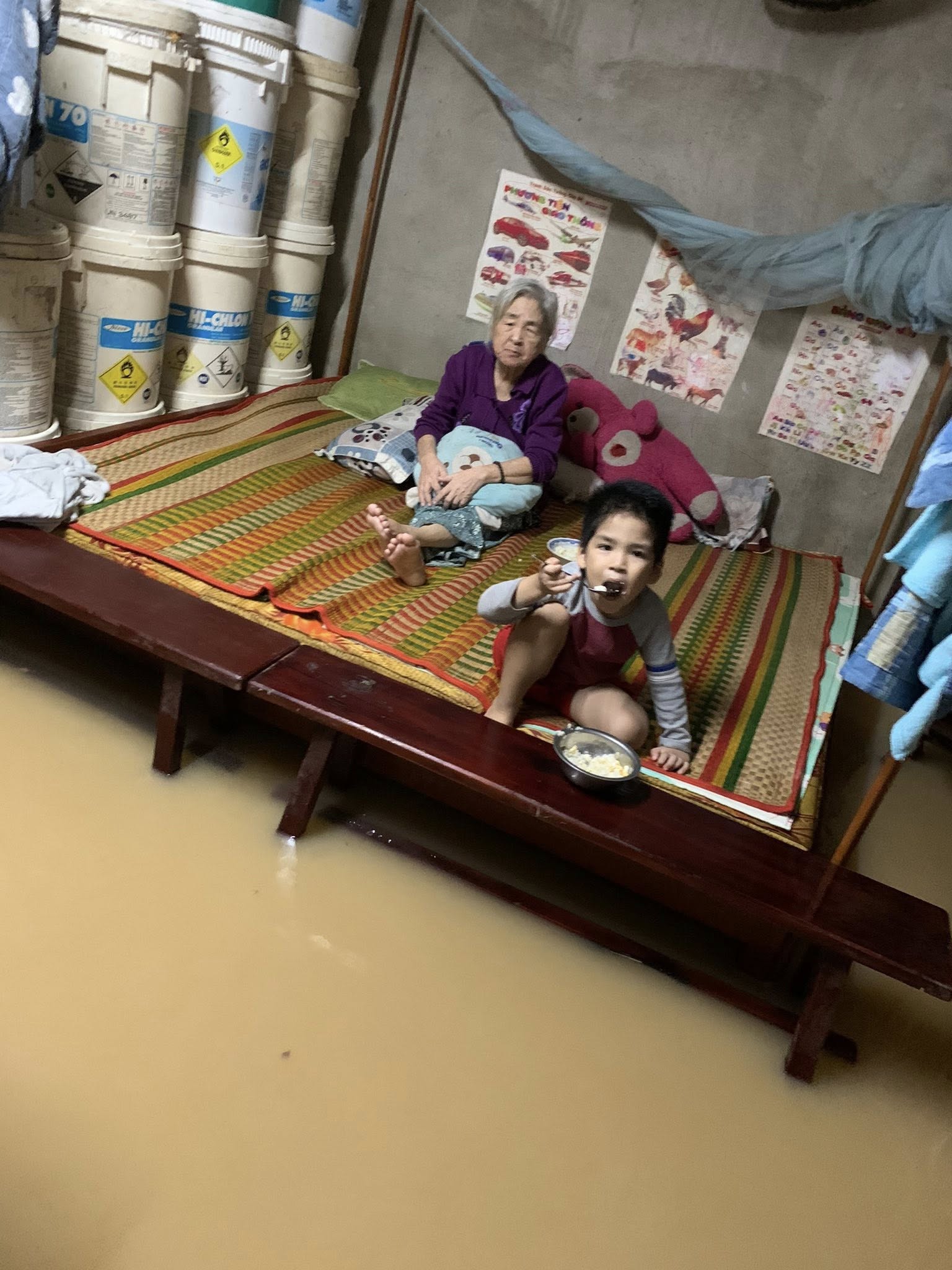 Lũ Đ&agrave; Nẵng vượt bđ 3: Thiệt hại nặng nề v&agrave; mất điện diện rộng - Ảnh 5.