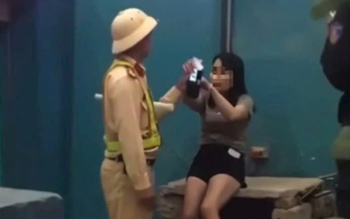 TP HCM nghi&ecirc;m cấm C&ocirc;ng an "bao che, bảo k&ecirc;" c&aacute;c trường hợp vi phạm nồng độ cồn - Ảnh 2.