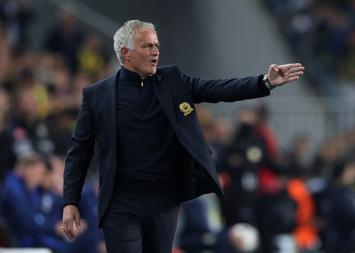 Mourinho đ&atilde; đ&uacute;ng về sự trong sạch của trọng t&agrave;i b&oacute;ng đ&aacute; Thổ Nhĩ Kỳ - Ảnh 1.