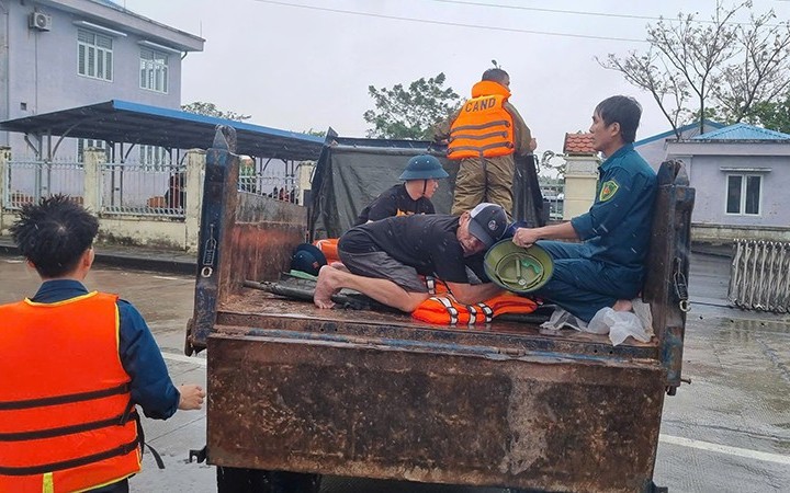 Vụ ngạt khí 4 người tử vong: Lưu ý khi sử dụng máy phát điện mùa mưa lũ