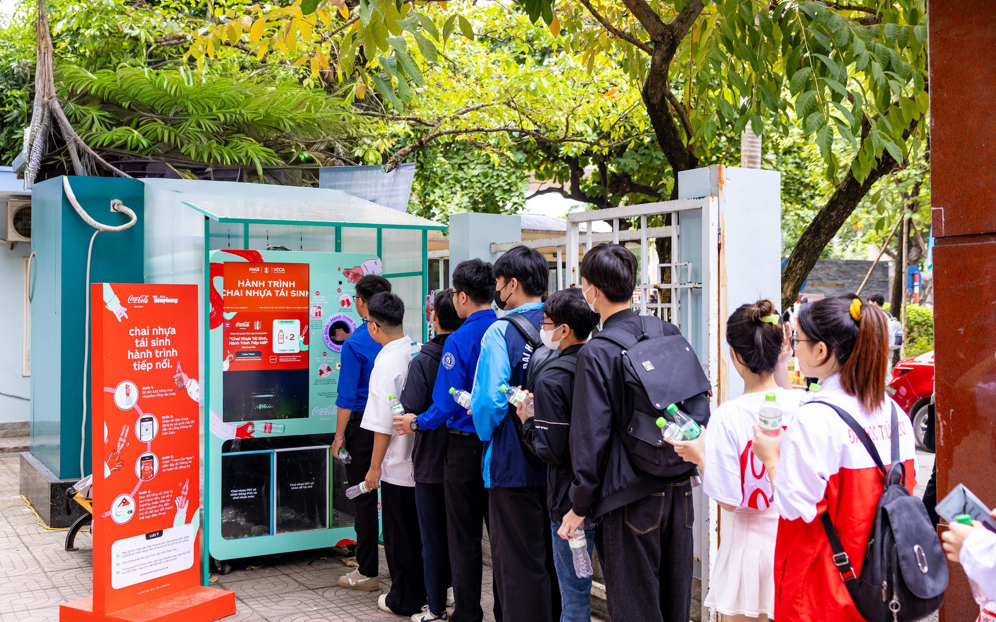 Coca-Cola Việt Nam tiếp tục dẫn đầu nhóm ngành FMCG - Ảnh 3.