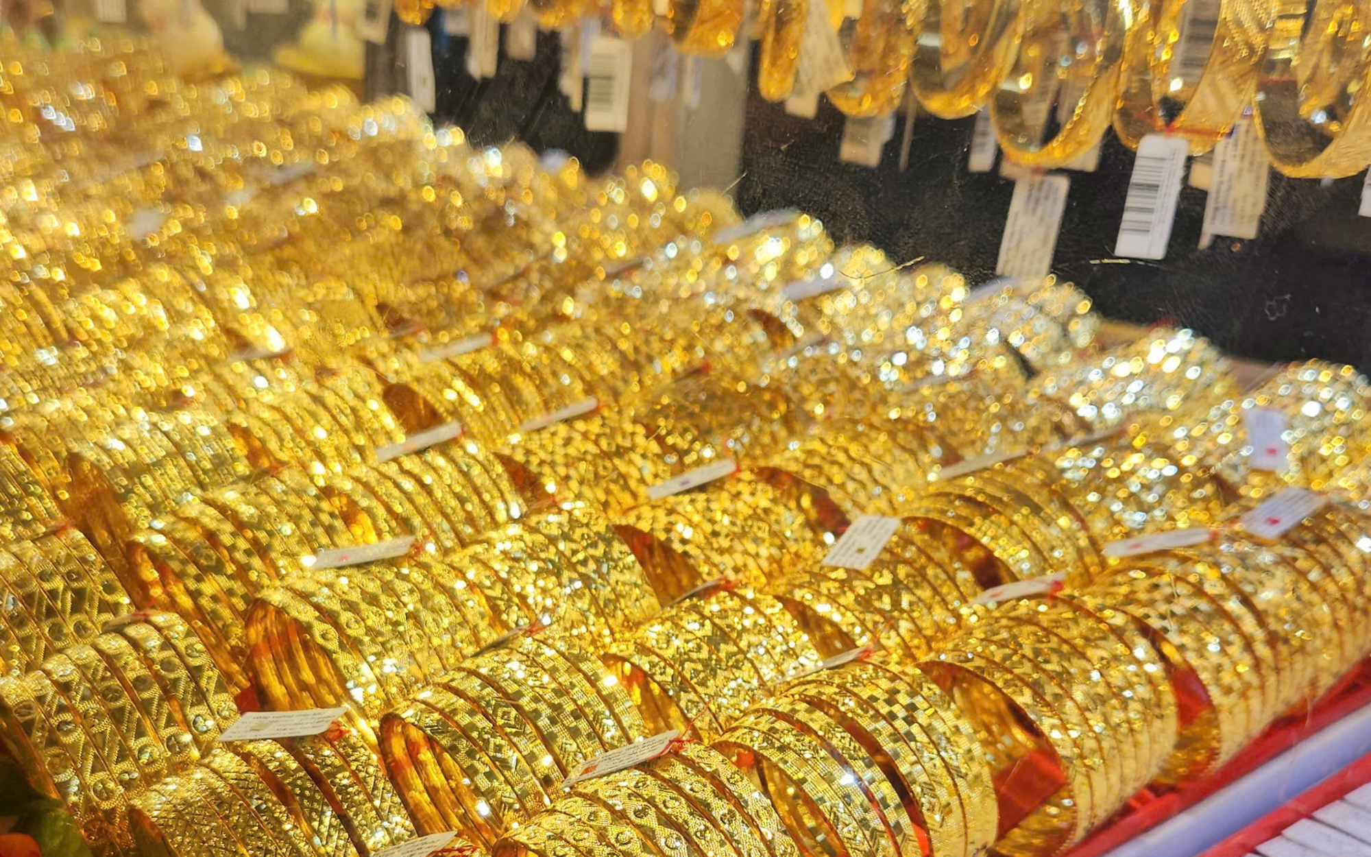 Kho vàng khổng lồ "ngủ yên" của của Ấn Độ - Ảnh 2.