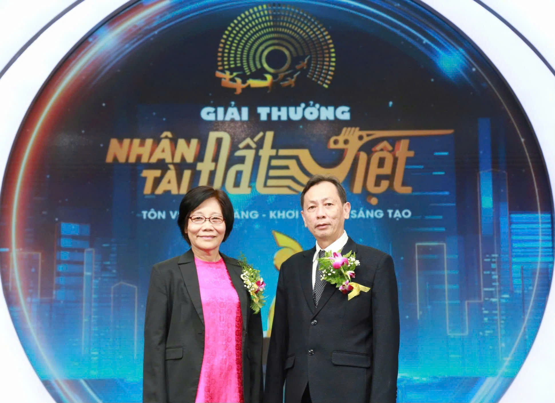Bệnh viện Chợ Rẫy đoạt giải Nhân tài Đất Việt với phần mềm AI về quản lý hiến – ghép tạng - Ảnh 2.