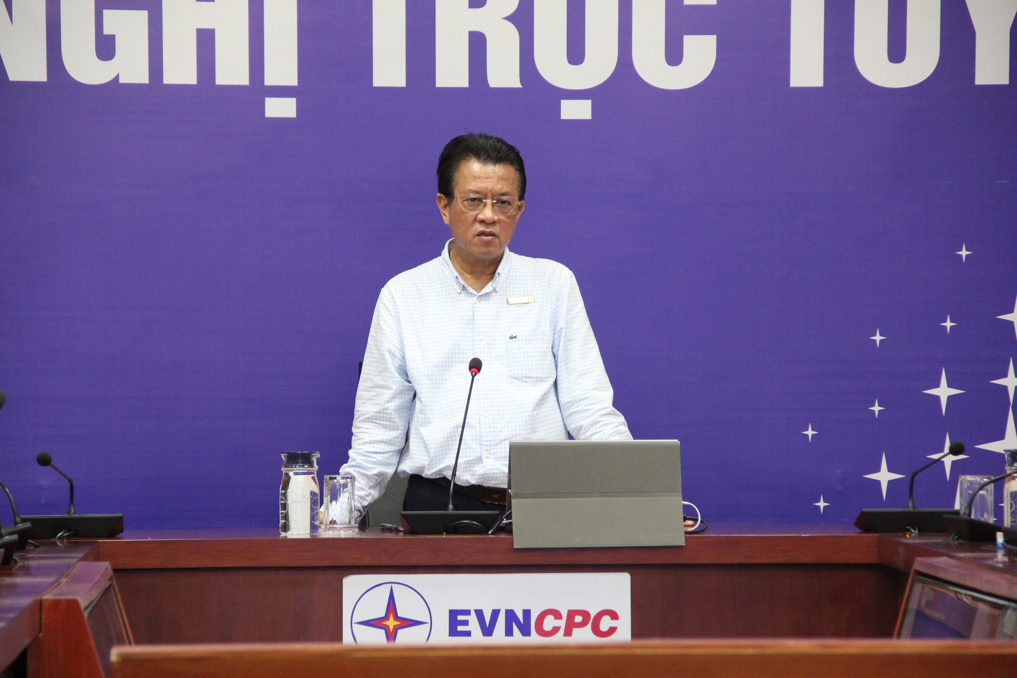 EVNCPC họp khẩn chỉ đạo khắc phục hậu quả mưa lũ, đảm bảo an to&agrave;n điện cho người d&acirc;n - Ảnh 1.