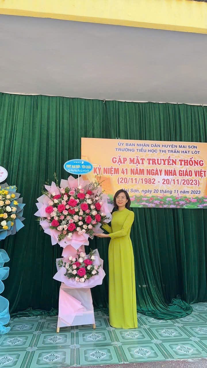 NGƯỜI THẦY KÍNH YÊU: Cô Hoa trong trái tim tôi - Ảnh 1.