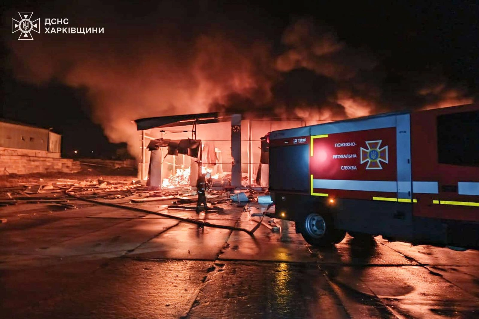 Nga - Ukraine "đọ" m&aacute;y bay kh&ocirc;ng người l&aacute;i - Ảnh 1.