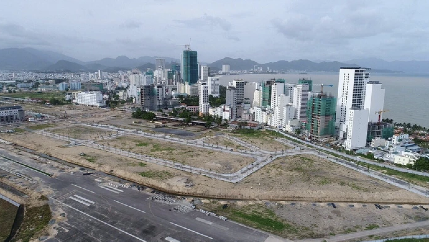 Tạm giữ hơn 1 . 400 Sổ hồng v&agrave; 500 lượng v&agrave;ng trong vụ &aacute;n S&acirc;n bay Nha Trang - Ảnh 2.