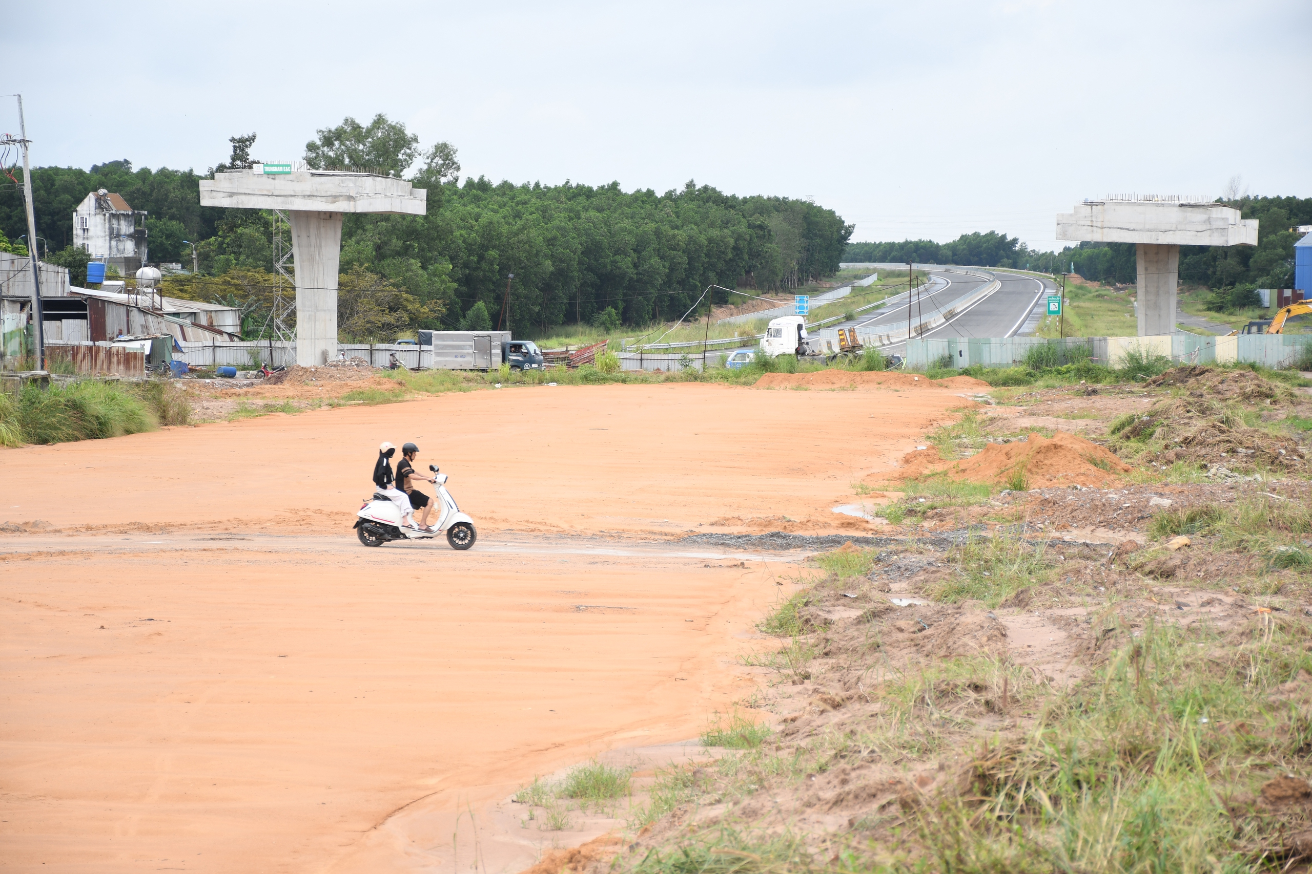 Tiến độ chậm trễ cao tốc bi&ecirc;n h&ograve;a - Vũng T&agrave;u: Tỉnh Đồng Nai ra tối hậu thư - Ảnh 8.