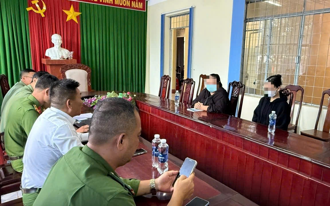 Hóng hớt tin đồn ở chợ, 2 phụ nữ đăng tin bắt cóc sai sự thật lên mạng xã hội