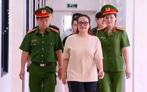 Ho&agrave;ng Hường &ndash; nữ doanh nh&acirc;n vừa bị khởi tố l&agrave; ai? - Ảnh 2.