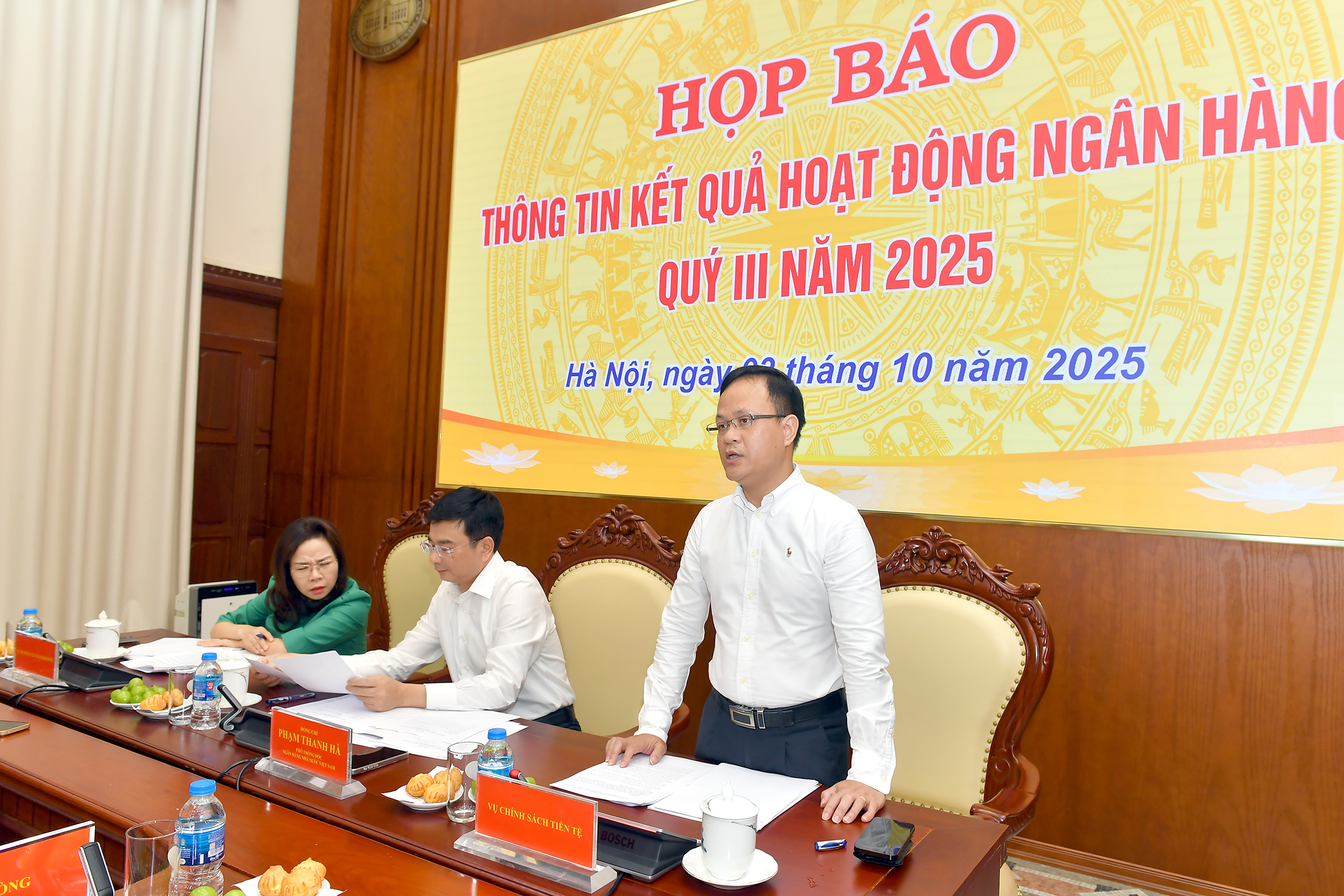 Ng&acirc;n h&agrave;ng tiếp tục nỗ lực giảm l&atilde;i suất - Ảnh 2.