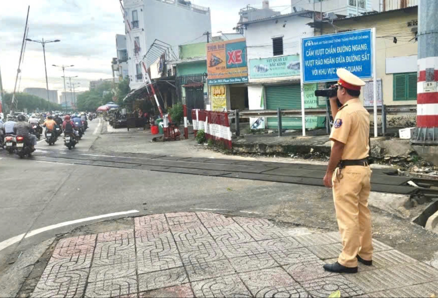 Tra cứu v&agrave; chuẩn bị tiền 83 trường hợp đi v&agrave;o khu vực cấm bị CSGT TP HCM ghi h&igrave;nh phạt nguội  - Ảnh 1.