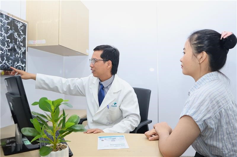 Cảnh gi&aacute;c trước nguy cơ đột quỵ ở người trẻ- Ảnh 3.
