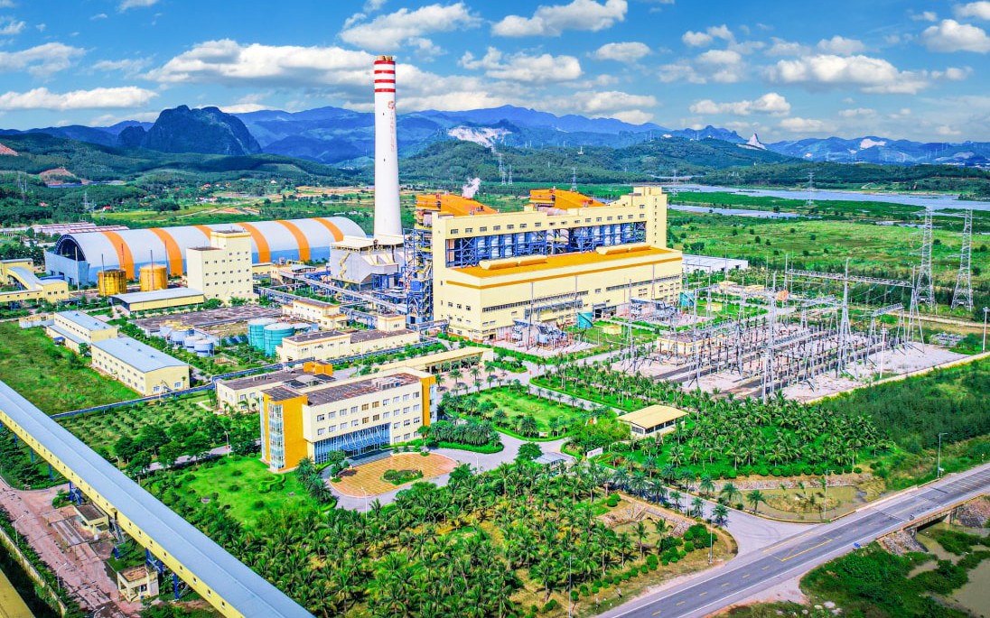 EPS triển khai dịch vụ sửa chữa đại tu lần đầu tổ máy S1 NMĐ Thăng Long