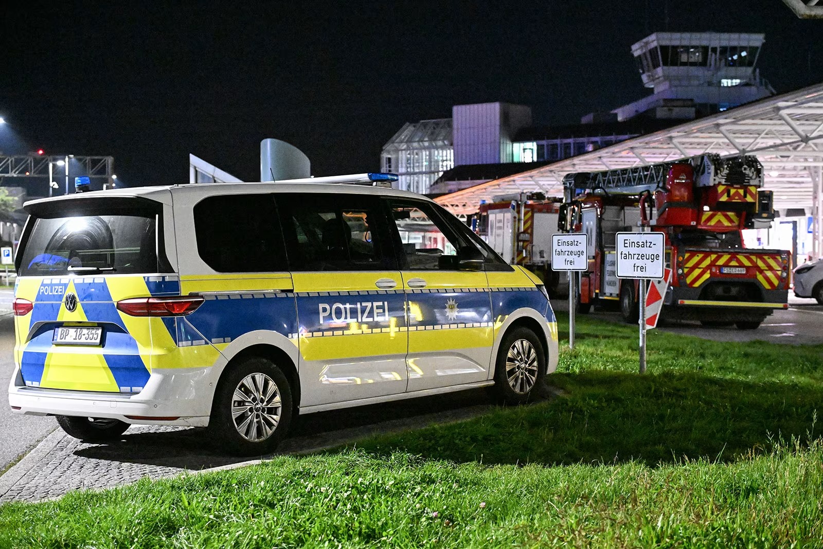 UAV lạ bay tr&ecirc;n kh&ocirc;ng phận, s&acirc;n bay Munich đ&oacute;ng cửa - Ảnh 1.