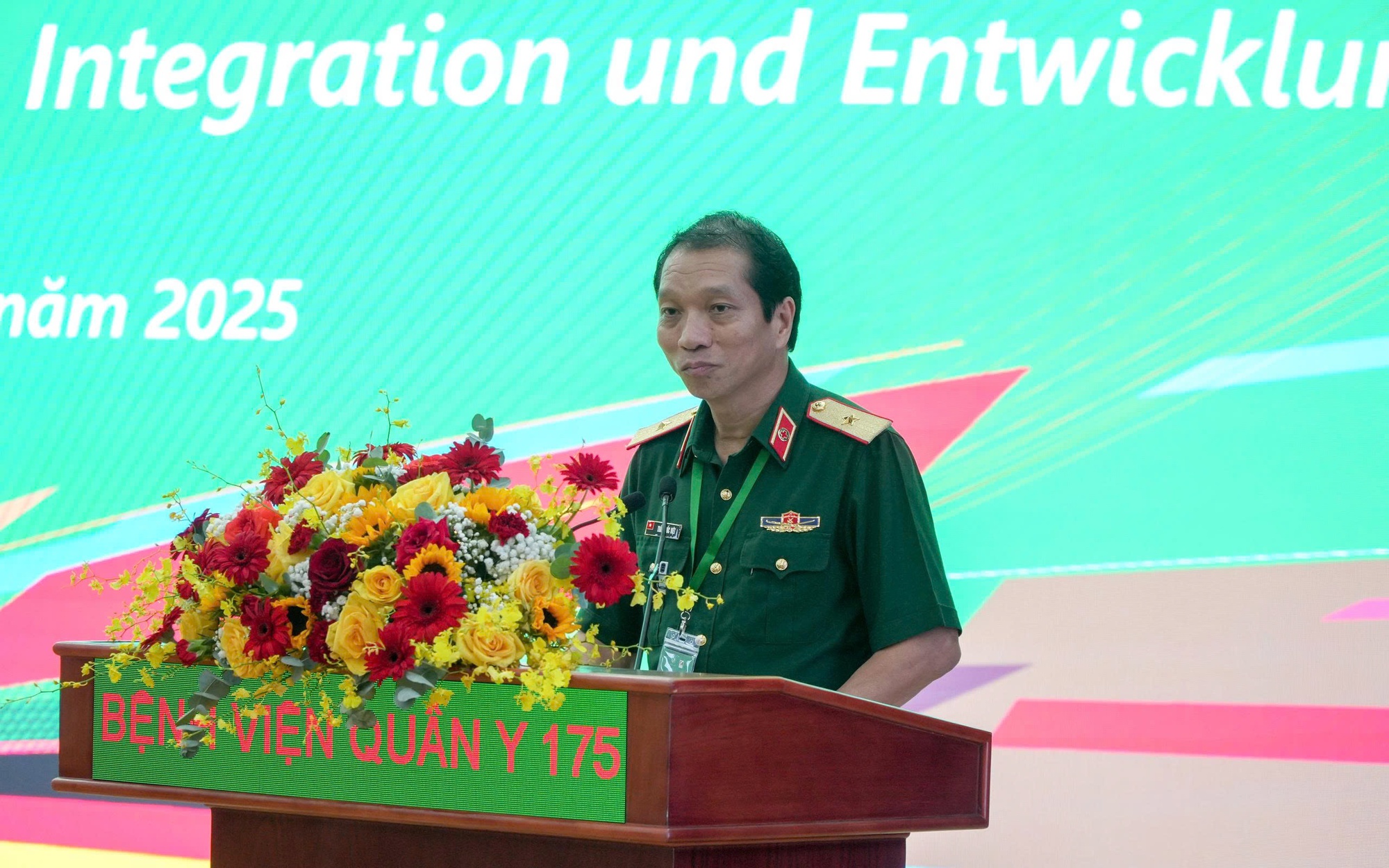 Sức khỏe tâm thần thời đại AI: Cần được giáo dục và đào tạo bài bản