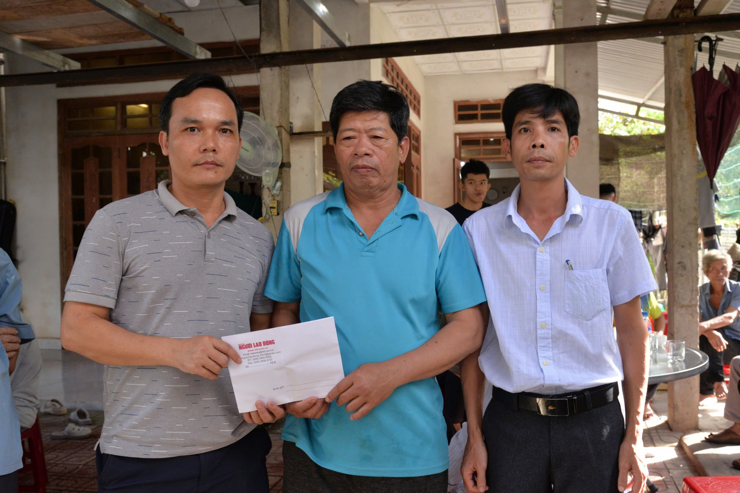 Khẩn trương hỗ trợ người dân vùng lũ tại TP Huế và Quảng Ngãi - Ảnh 3.