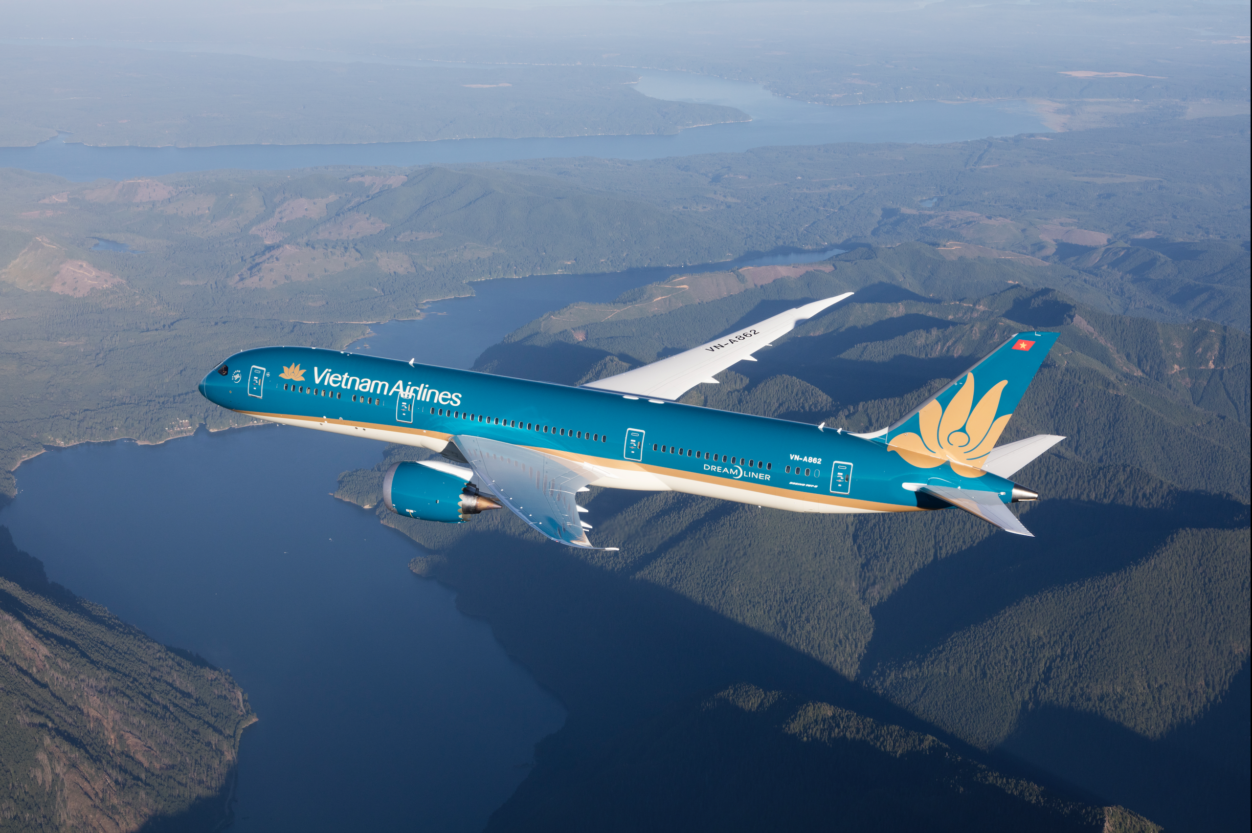 Vietnam Airlines bứt phá mạnh mẽ trong Quý III/2025, khẳng định vị thế tiên phong trên bầu trời quốc tế - Ảnh 2.