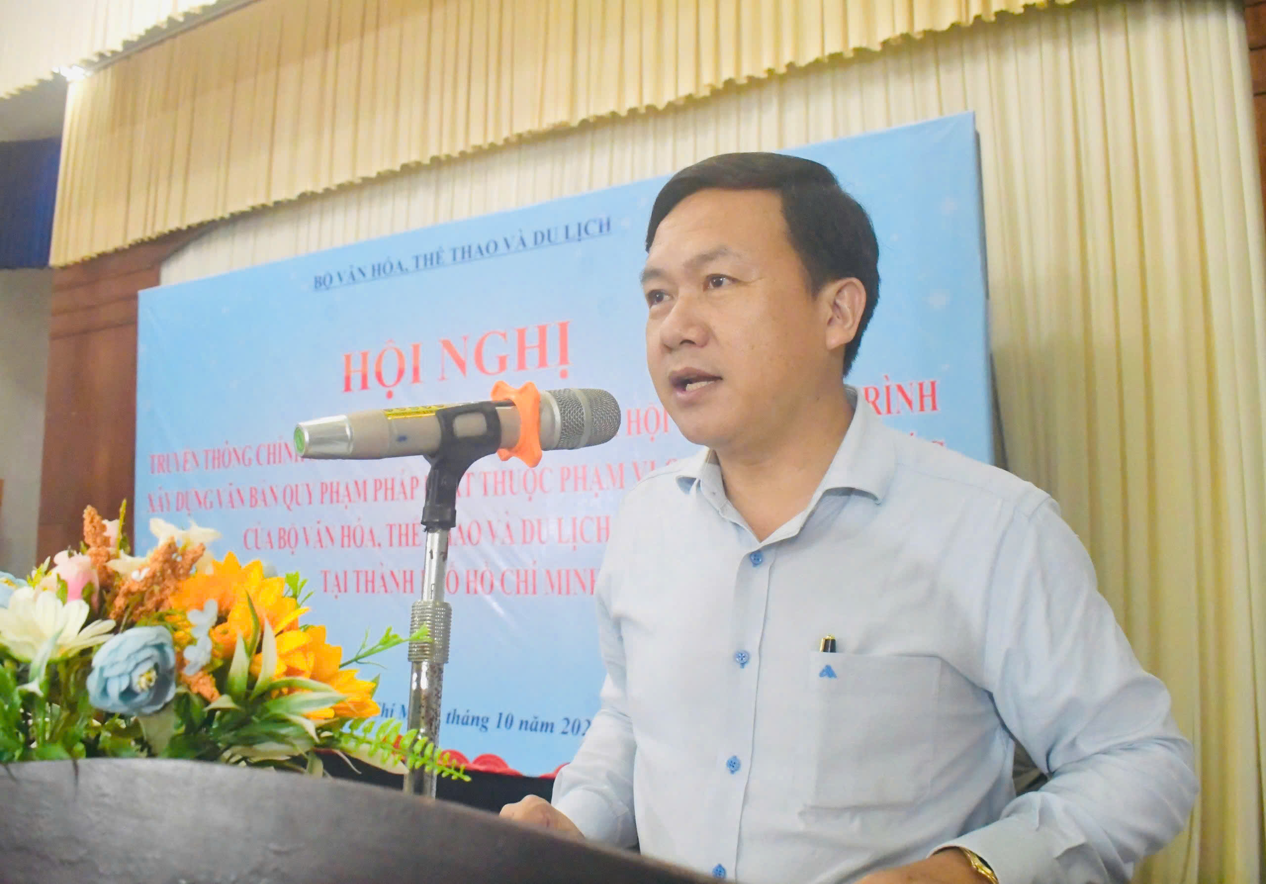Đẩy mạnh truyền thông chính sách pháp luật trong lĩnh vực văn hóa, thể thao và du lịch - Ảnh 3.