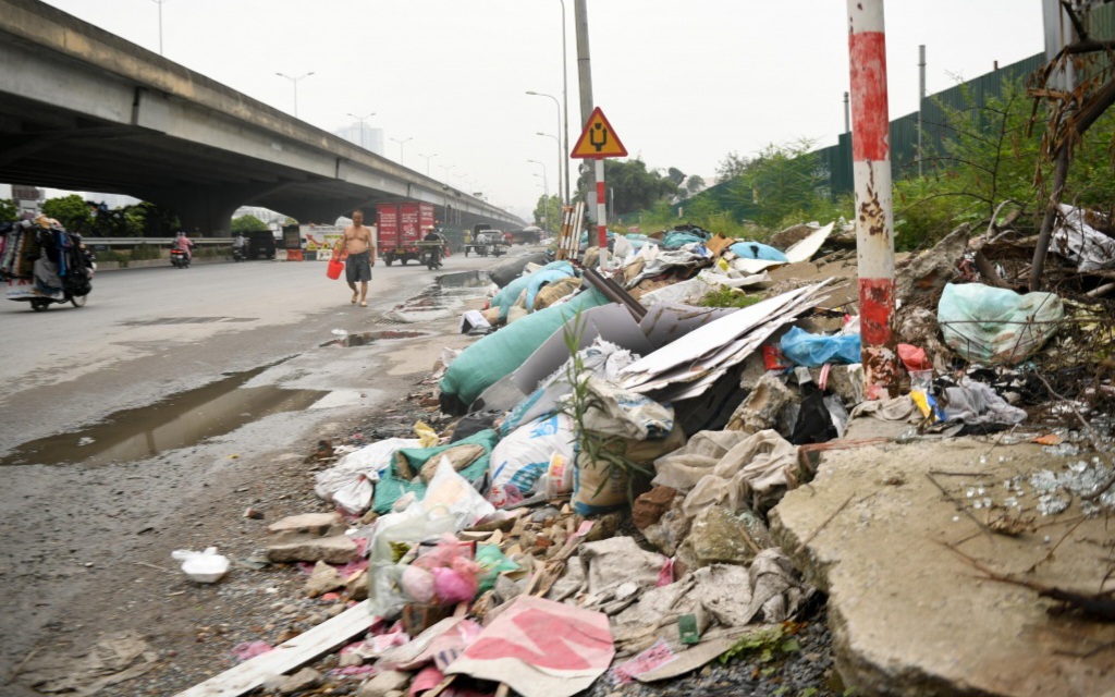 Xóa "điểm đen" rác thải
