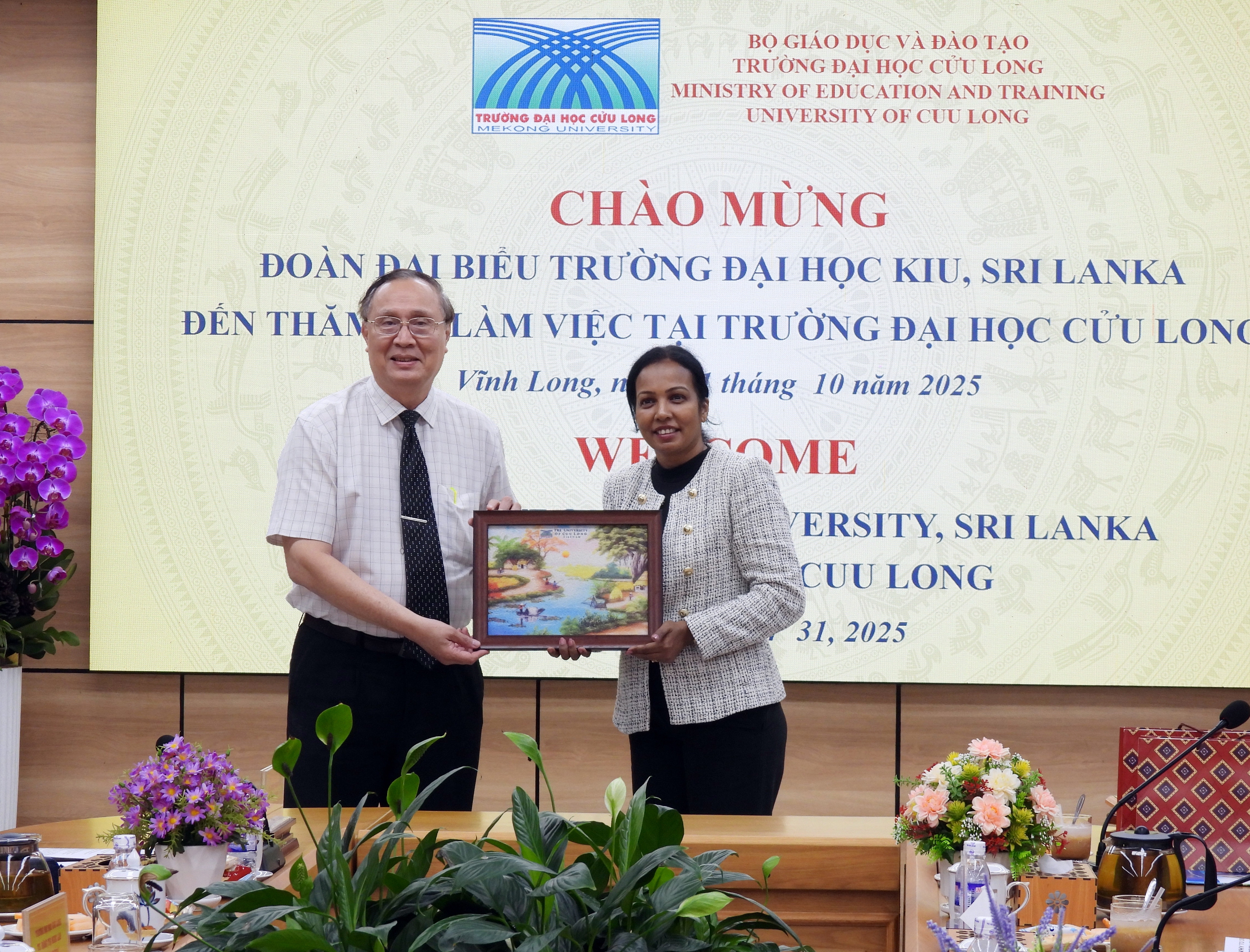 Một trường đại học ở Sri Lanka muốn hợp t&aacute;c với Trường ĐH Cửu Long  - Ảnh 3.