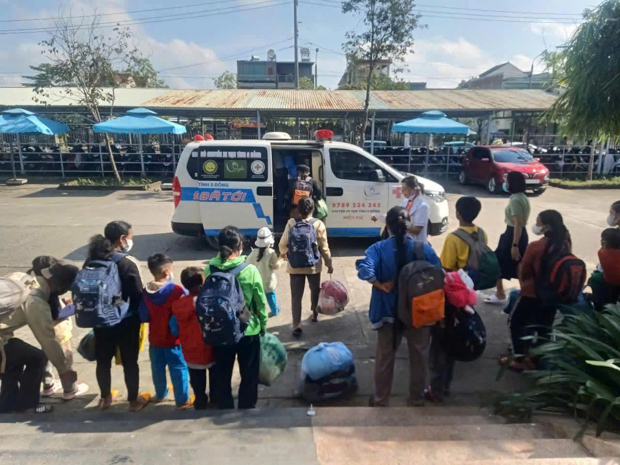 Chuyến xe vạn tình và hơn thế nữa - Ảnh 2.