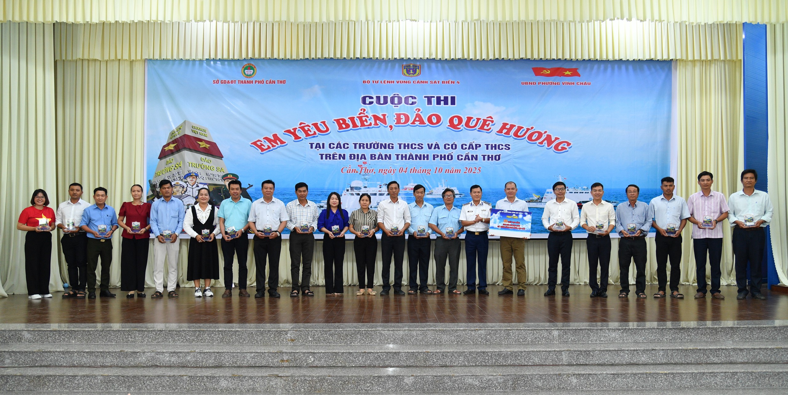Cuộc thi &ldquo;Em y&ecirc;u biển, đảo qu&ecirc; hương&rdquo; lần đầu đến với Cần Thơ - Ảnh 5.
