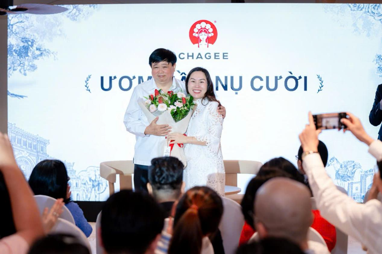 Ươm mầm nụ cười: Niềm tin v&agrave; động lực vượt l&ecirc;n cuộc sống. - Ảnh 1.