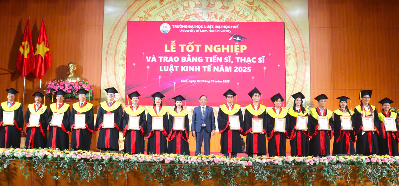 Trường ĐH Luật Huế ho&agrave;n tất kiểm định chất lượng ở 3 bậc học - Ảnh 1.