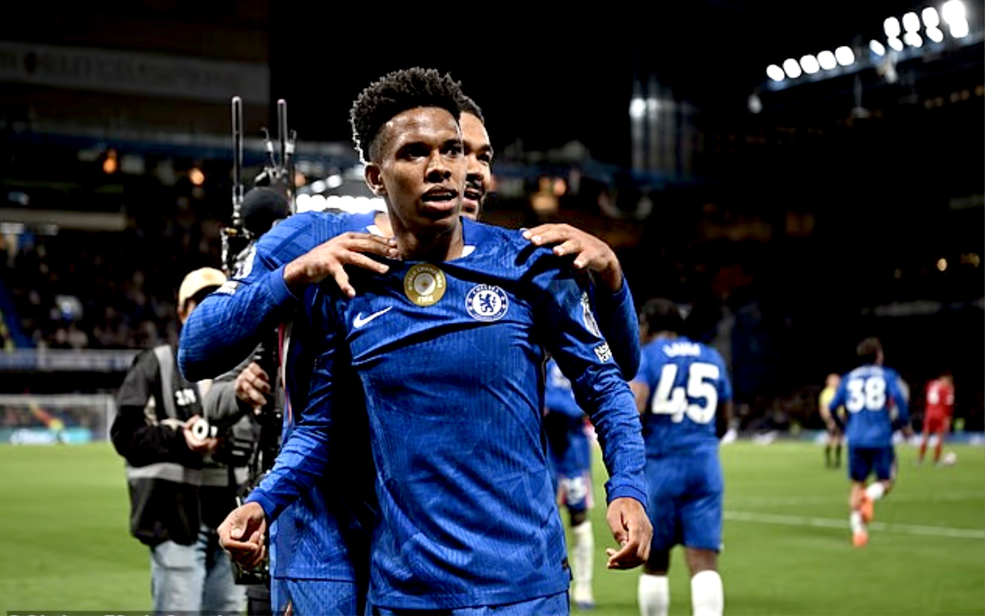 Thắng đậm Nottingham Forest, Chelsea bay cao Top 4 Ngoại hạng - Ảnh 3.