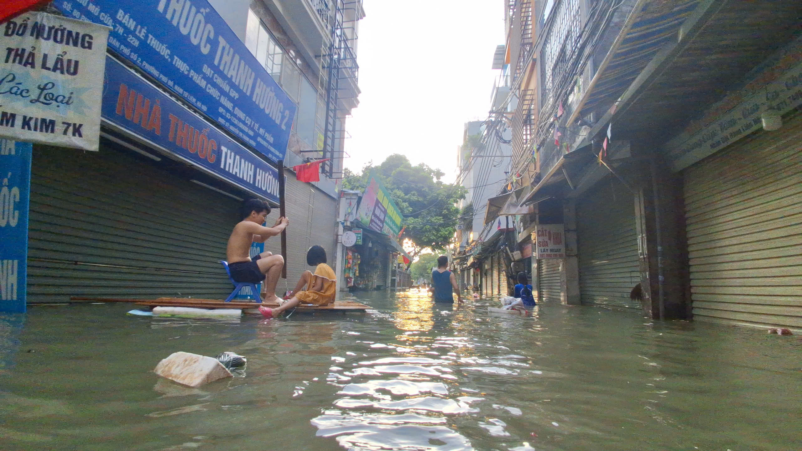 H&agrave; Nội cho 2,3 triệu học sinh nghỉ học ng&agrave;y 6-10 ứng ph&oacute; b&atilde;o số 11 Matmo - Ảnh 1.