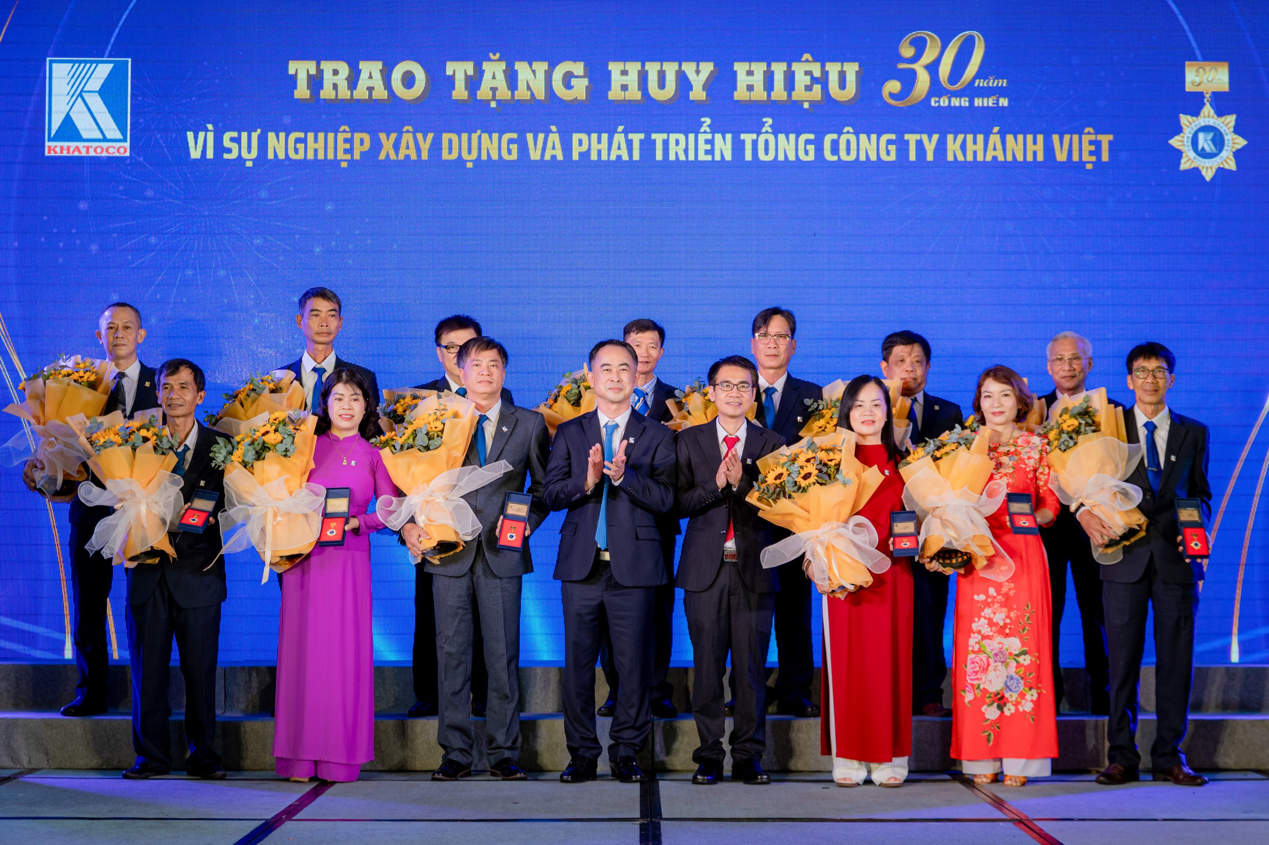 Kỷ niệm 42 năm th&agrave;nh lập: Khatoco t&ocirc;n vinh v&agrave; tri &acirc;n người lao động - Ảnh 4.