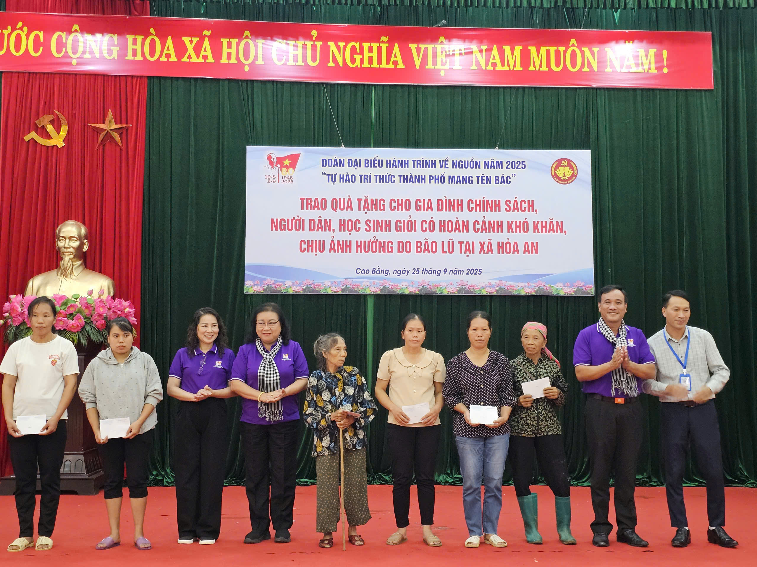 Chuyến về nguồn đầu tiên ý nghĩa của trí thức TP HCM - Ảnh 9.
