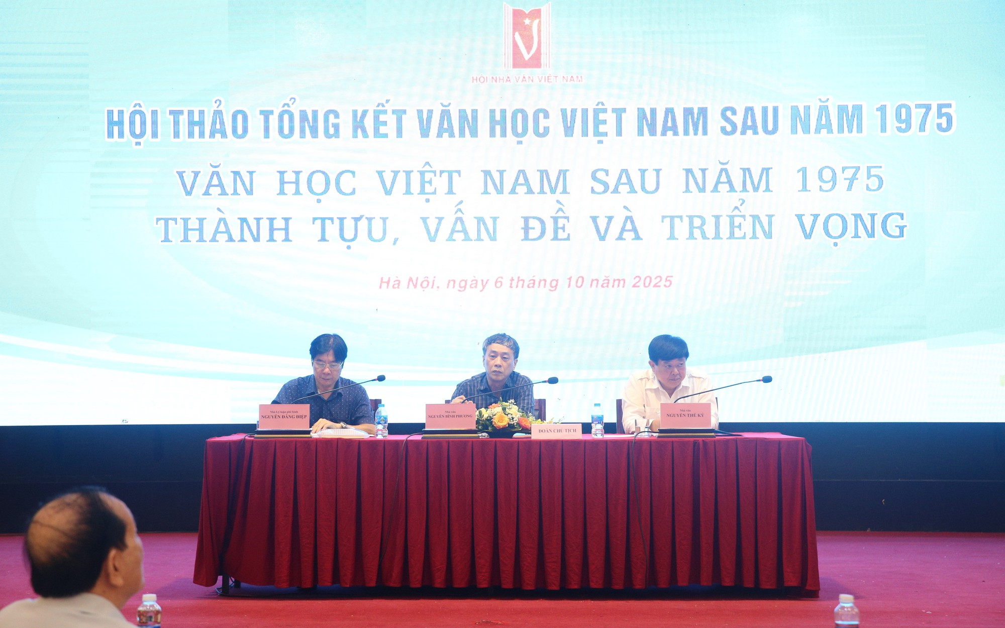 Vượt lối mòn để tạo tác phẩm đột phá