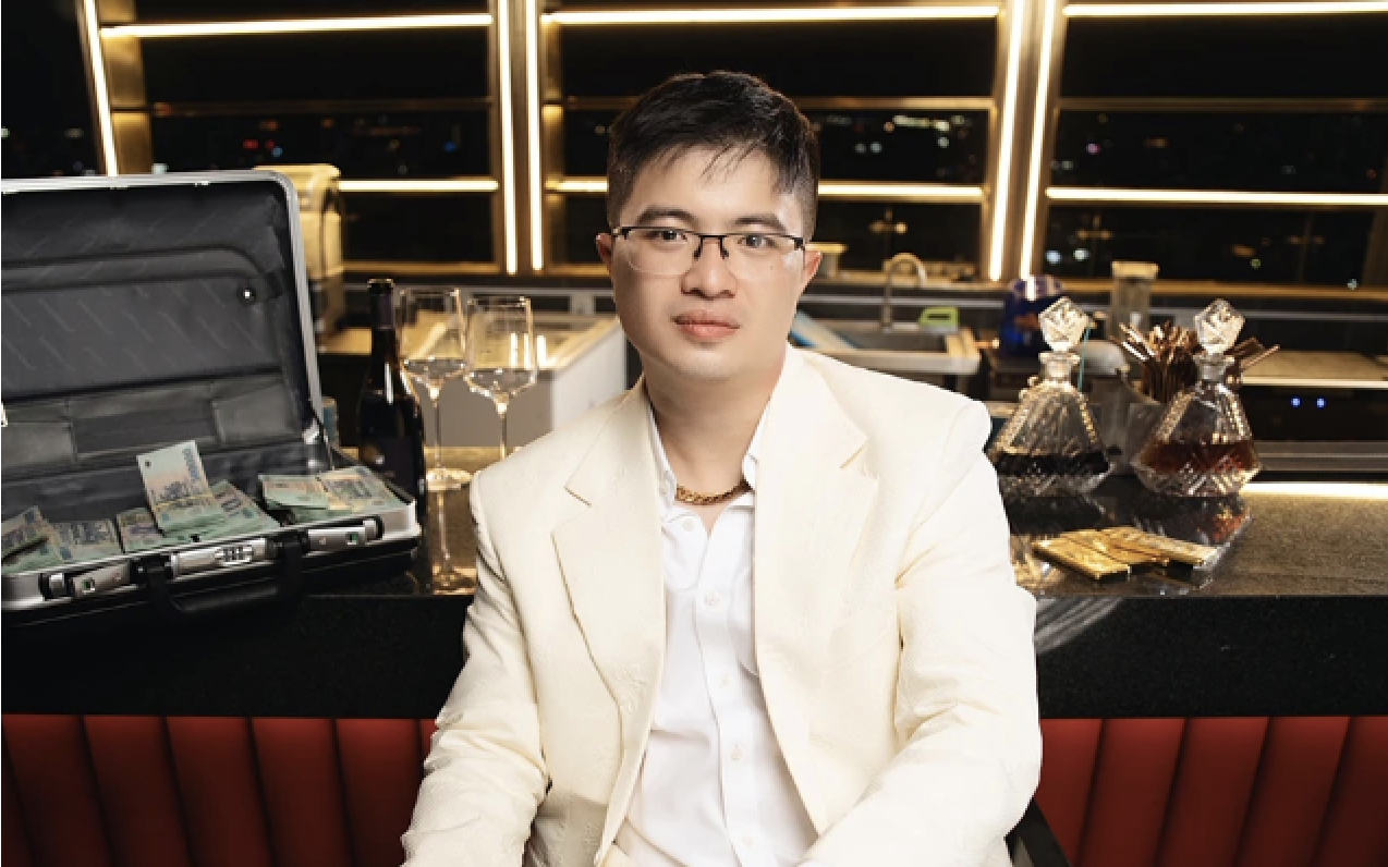Mr. Pips sở hữu loạt bất động sản cao cấp, siêu xe ở nước ngoài