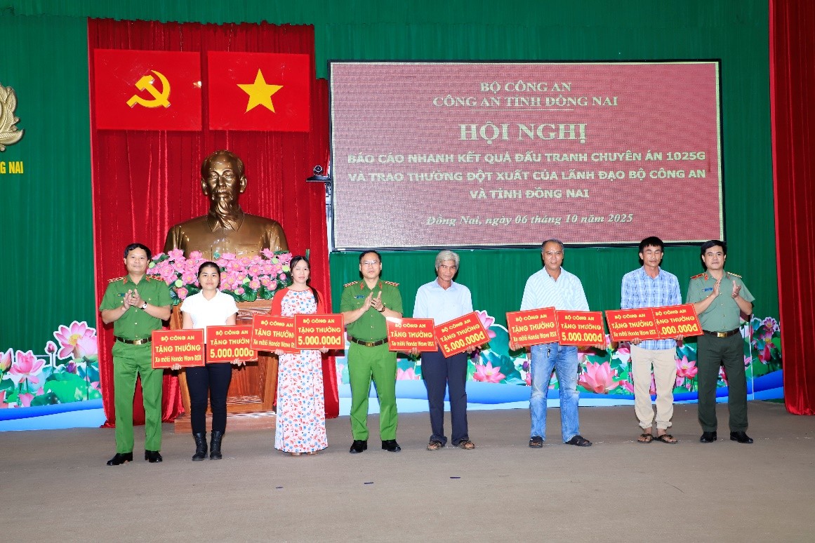 Vụ thảm &aacute;n ở Đồng Nai: H&agrave;nh tr&igrave;nh truy bắt L&ecirc; Sỹ T&ugrave;ng trong 56 giờ nghẹt thở - Ảnh 15.
