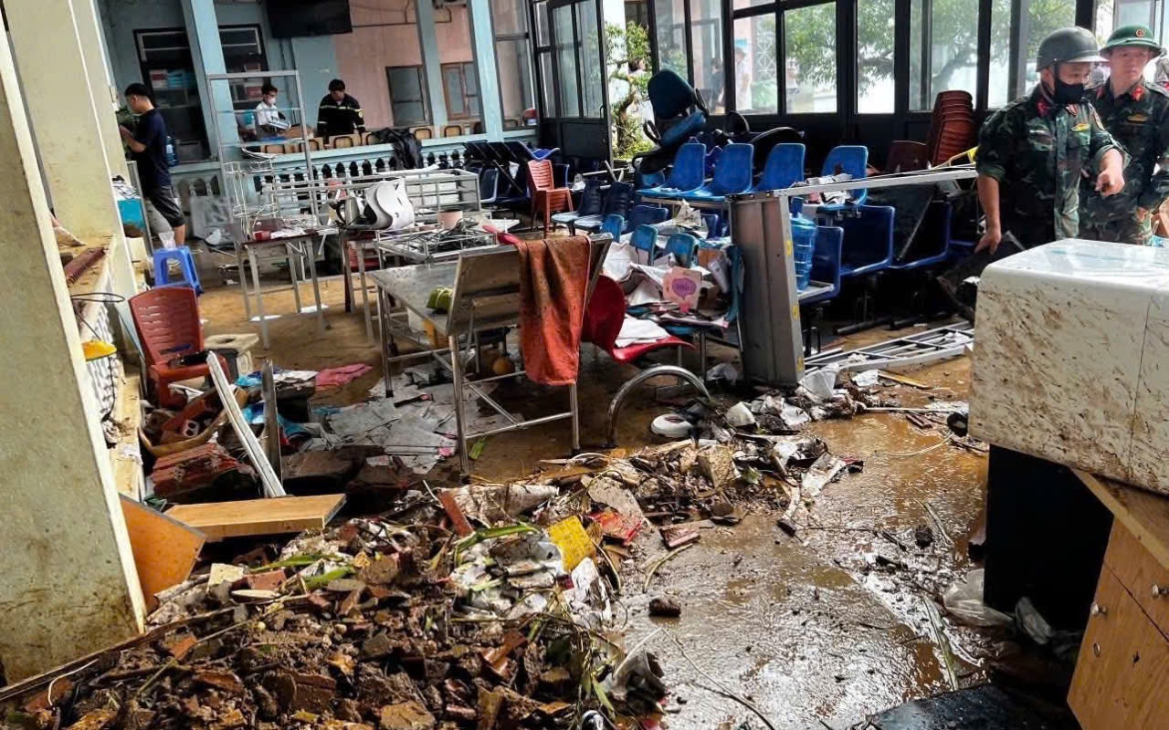 Hoàn lưu bão số 11 Matmo có thể gây mưa to, dông lốc, Thủ tướng chỉ đạo không chủ quan, lơ là