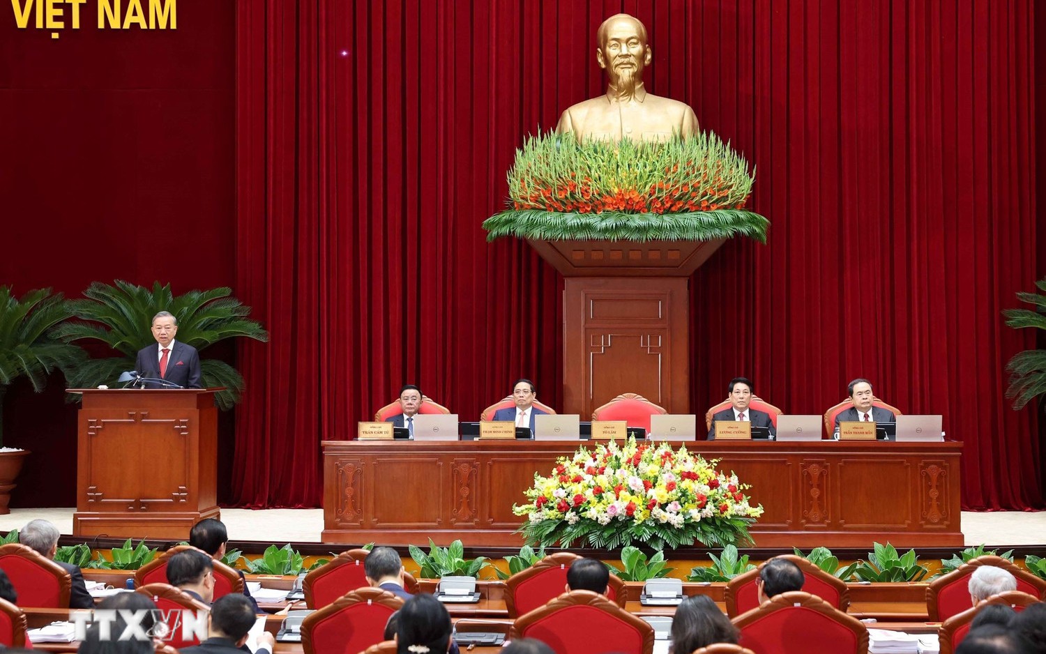 Toàn văn phát biểu của Tổng Bí thư Tô Lâm tại phiên khai mạc Hội nghị Trung ương 13