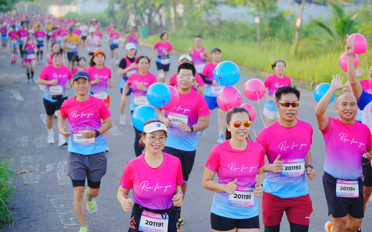 "Vietnam Women Run 2025" lan tỏa thông điệp sống đẹp từ đường chạy online và offline
