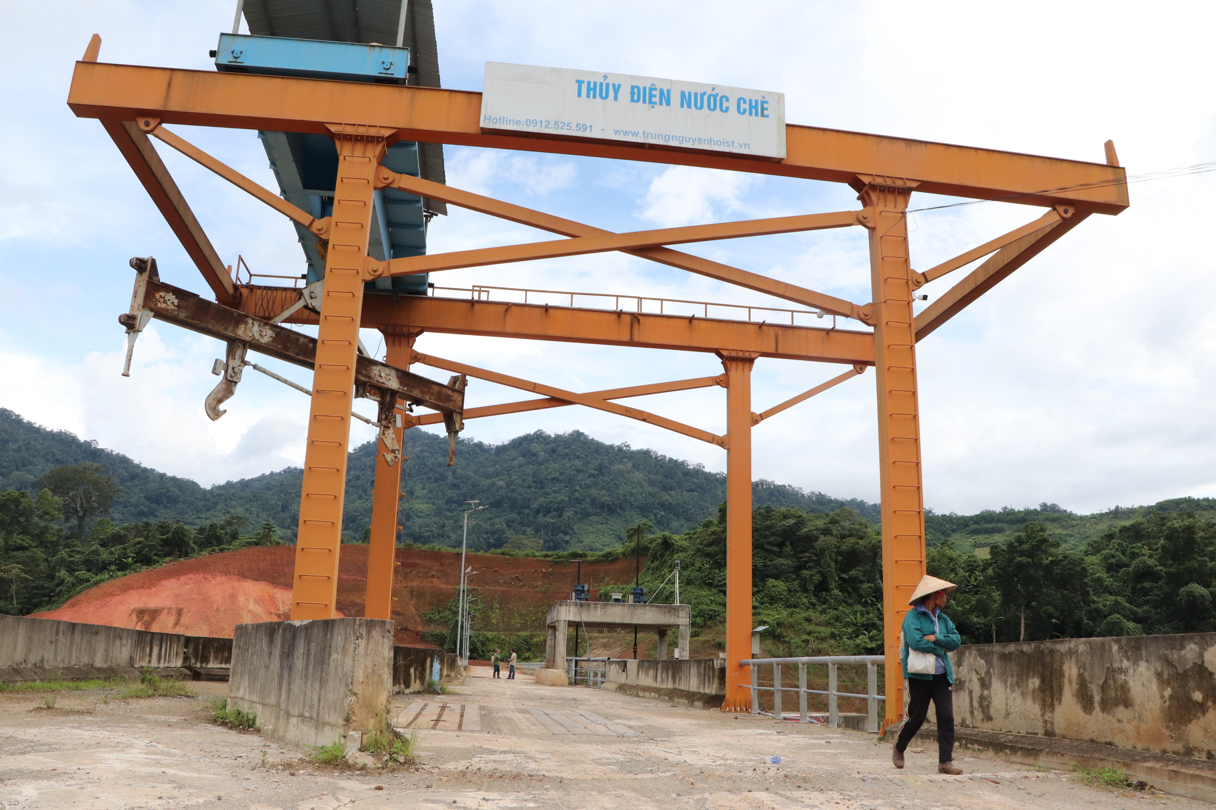 Thủy điện Nước Ch&egrave; ở Đ&agrave; Nẵng &ldquo; đứng b&aacute;nh &rdquo; v&igrave; chủ đầu tư vướng lao l&yacute; - Ảnh 4.