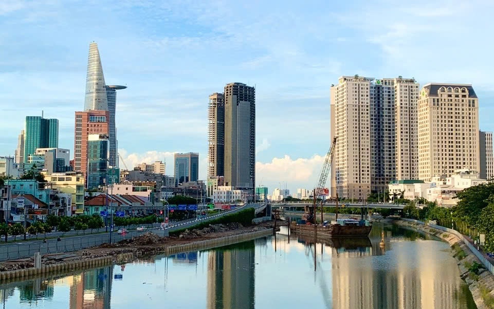 Giá chung cư hạng sang ở TPHCM đã lên 222 triệu đồng/m2