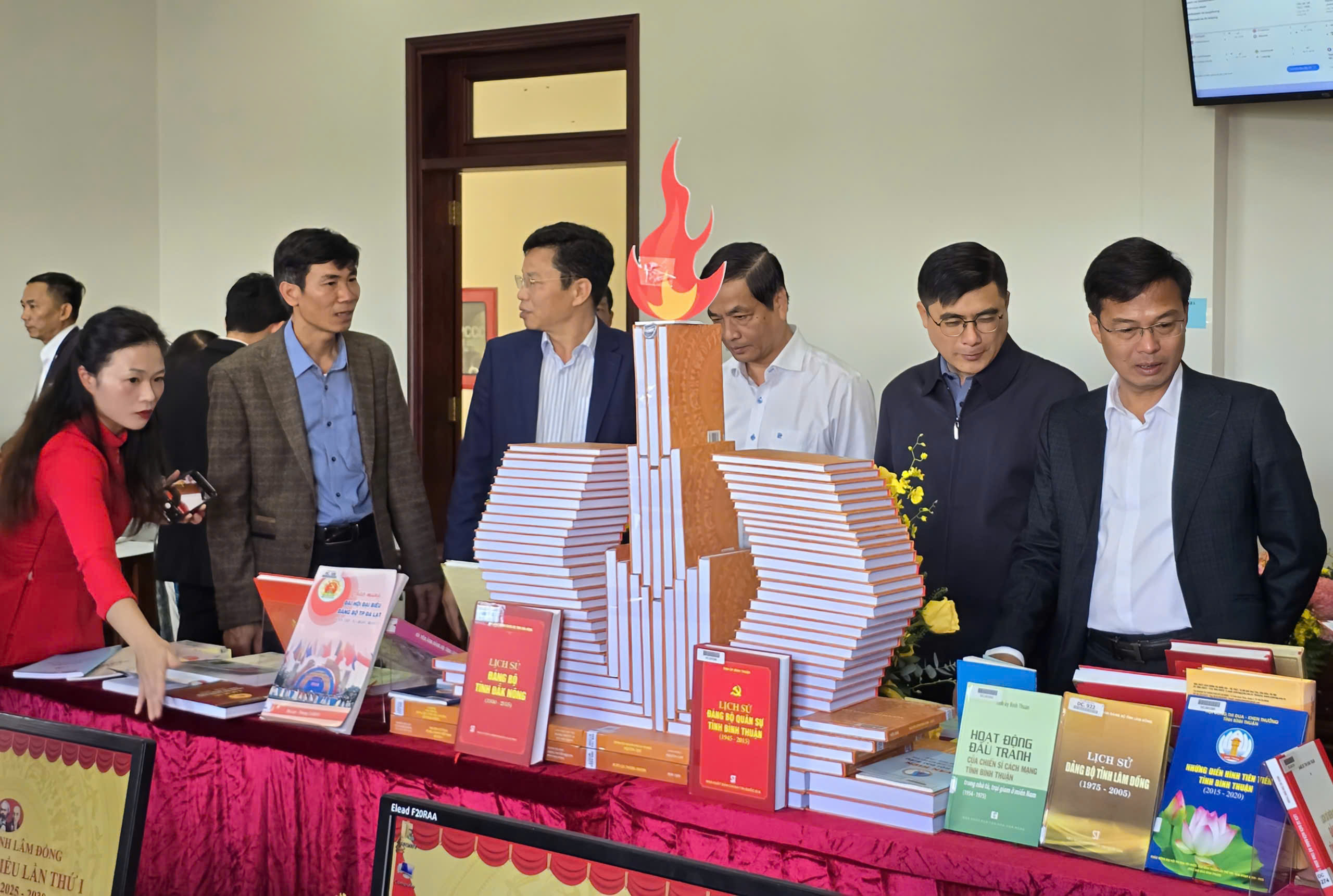 X&acirc;y dựng L&acirc;m Đồng th&agrave;nh cực tăng trưởng quan trọng của T&acirc;y Nguy&ecirc;n - Ảnh 2.