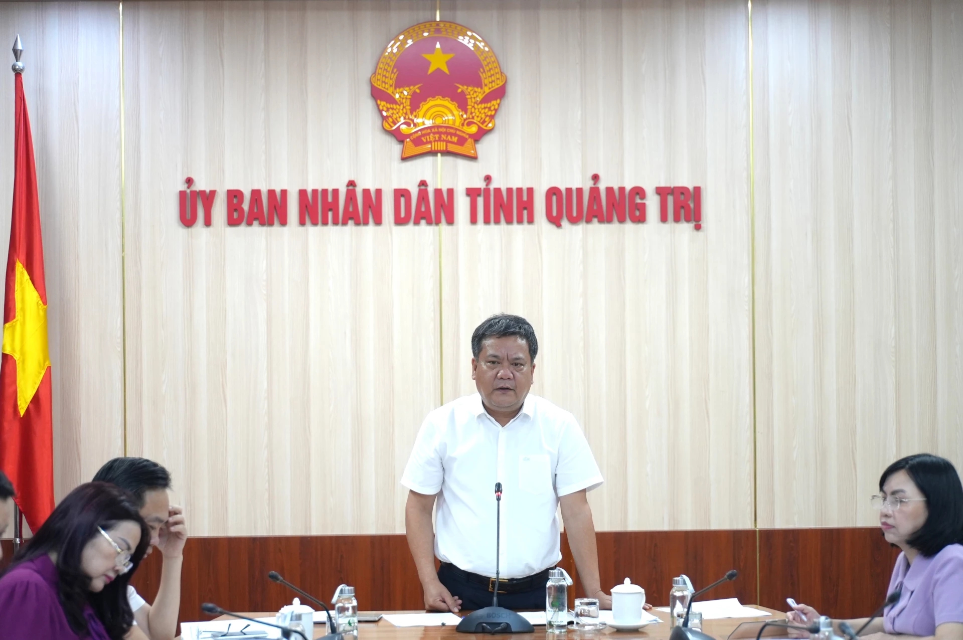 Chủ tịch Quảng Trị: Triển khai "chiến dịch" xây dựng trường học ở 15 xã biên giới - Ảnh 2.