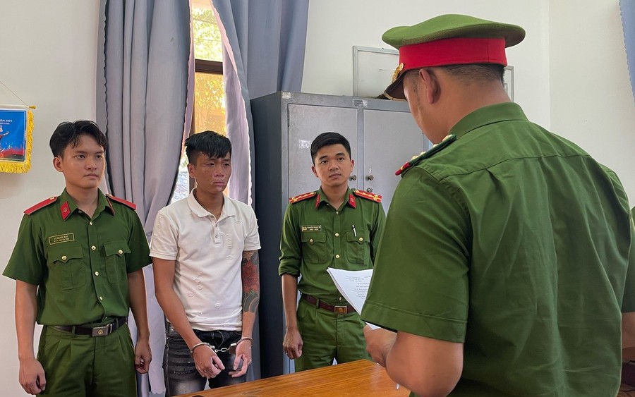 Bắt tạm giam nghi phạm can tội giết người chỉ vì nghĩ mình bị “nhìn đểu”
