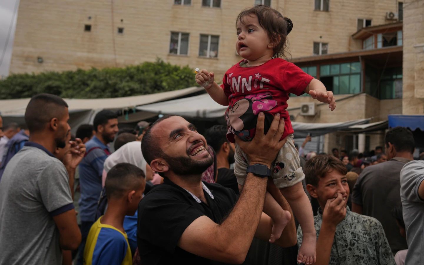 Israel và Hamas ký thỏa thuận ngừng bắn