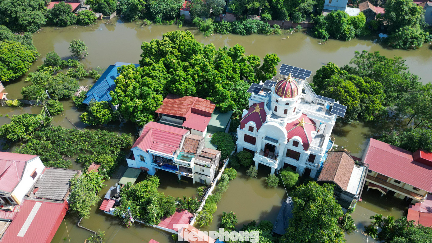 Biệt thự ch&igrave;m trong biển nước , l&agrave;ng Quả Cảm th&agrave;nh ốc đảo giữa Bắc Ninh - Ảnh 6.