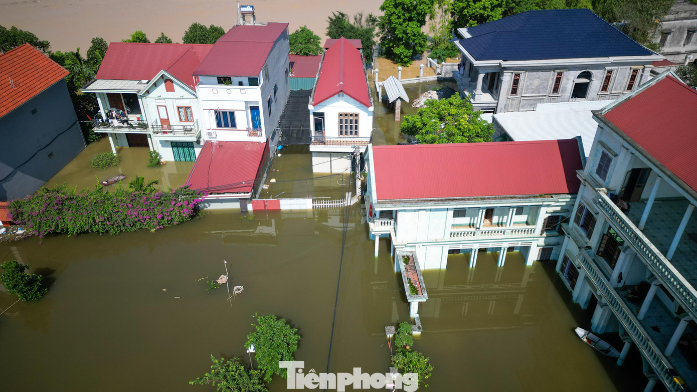 Biệt thự ch&igrave;m trong biển nước , l&agrave;ng Quả Cảm th&agrave;nh ốc đảo giữa Bắc Ninh - Ảnh 3.